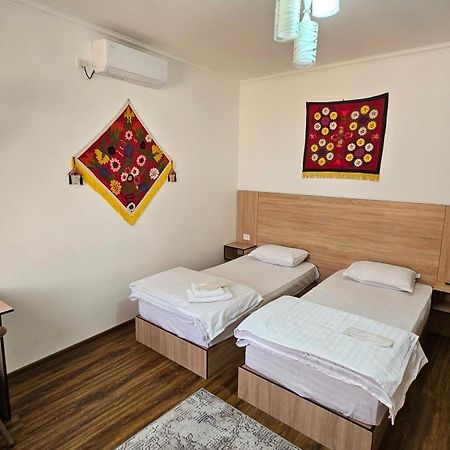 Hotel Mehribon Samarkand Esterno foto