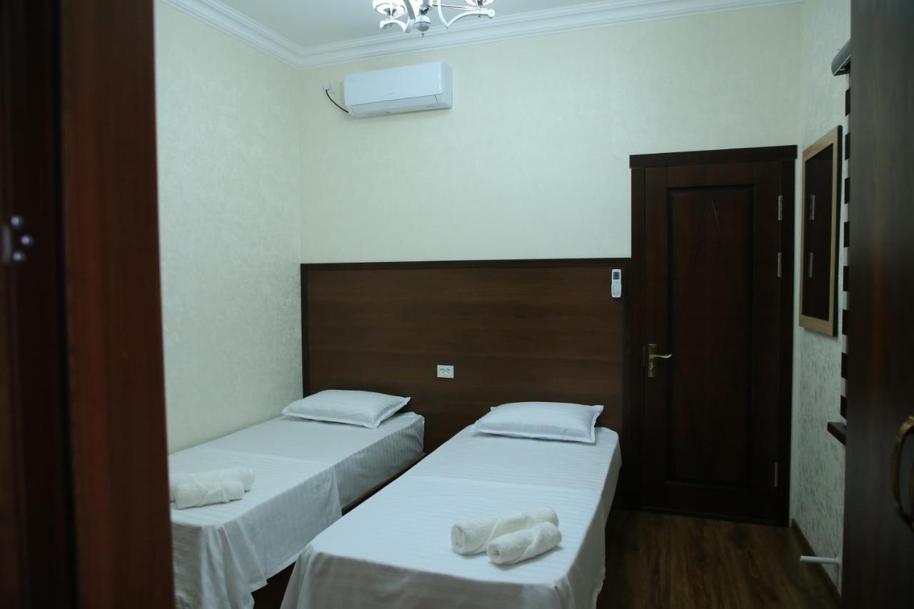 Hotel Mehribon Samarkand Esterno foto